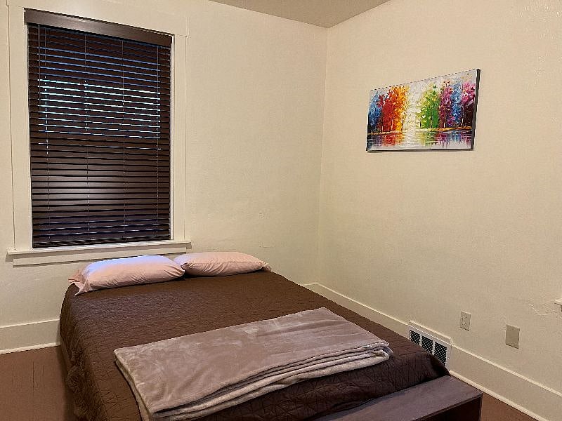 Furnished Finder property 445733_2 photo 8