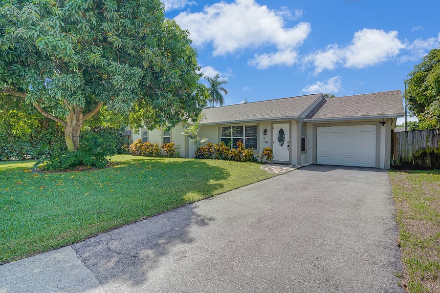 Furnished Finder property 445783_1 photo 33