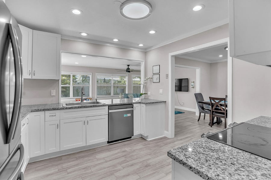 Furnished Finder property 445783_1 photo 22