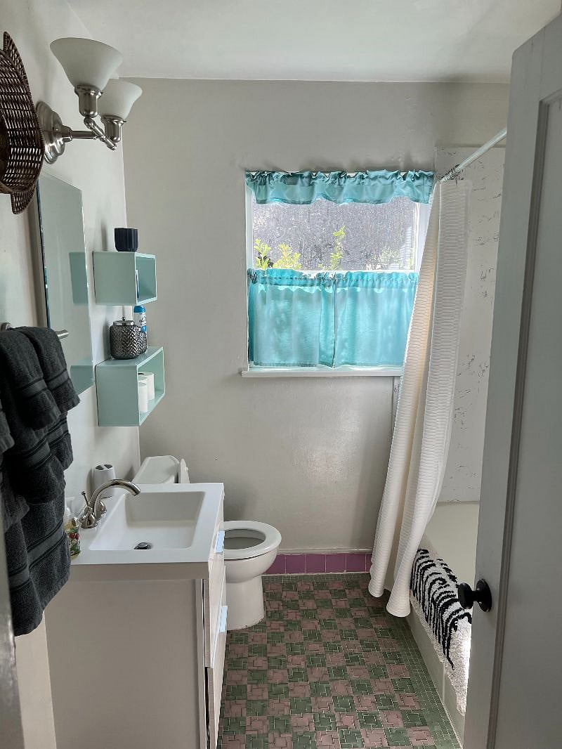 Furnished Finder property 445818_1 photo 4