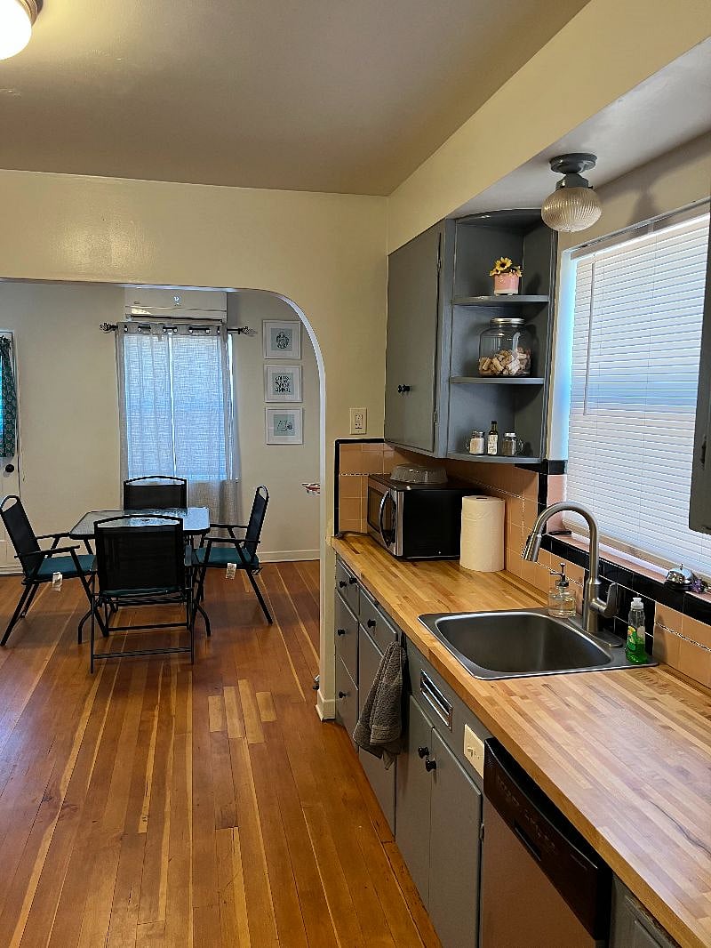 Furnished Finder property 445818_1 photo 10