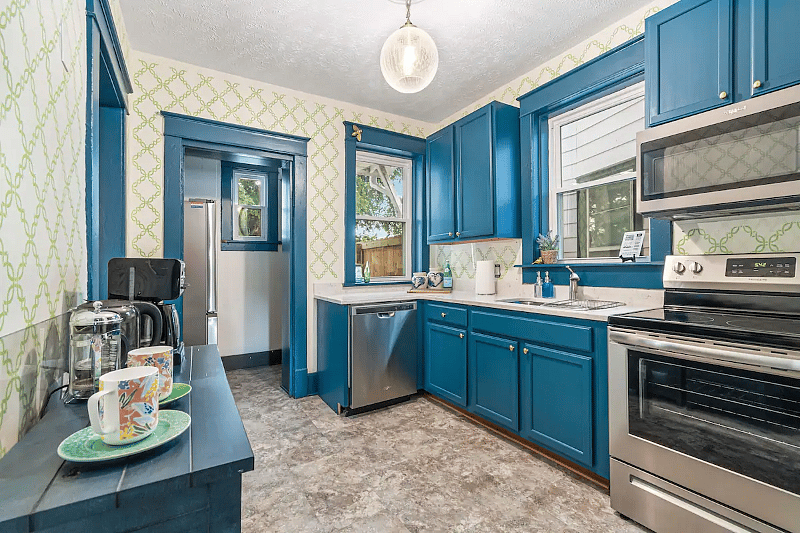 Furnished Finder property 445872_1 photo 12