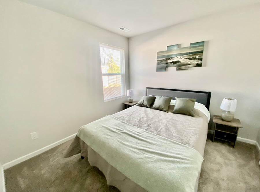 2nd bedroom