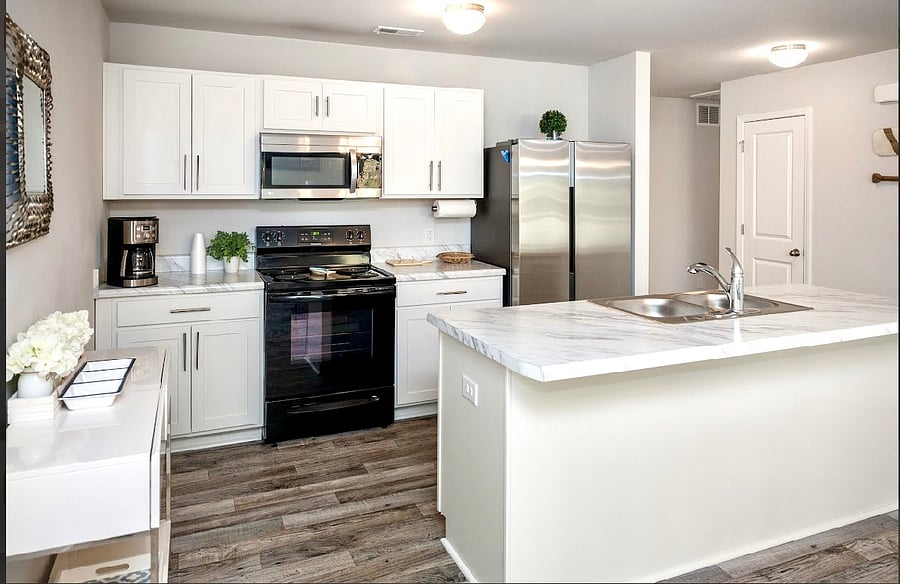 Furnished Finder property 445888_1 photo 8