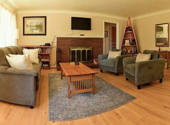 Furnished Finder property 445967_1 photo 3