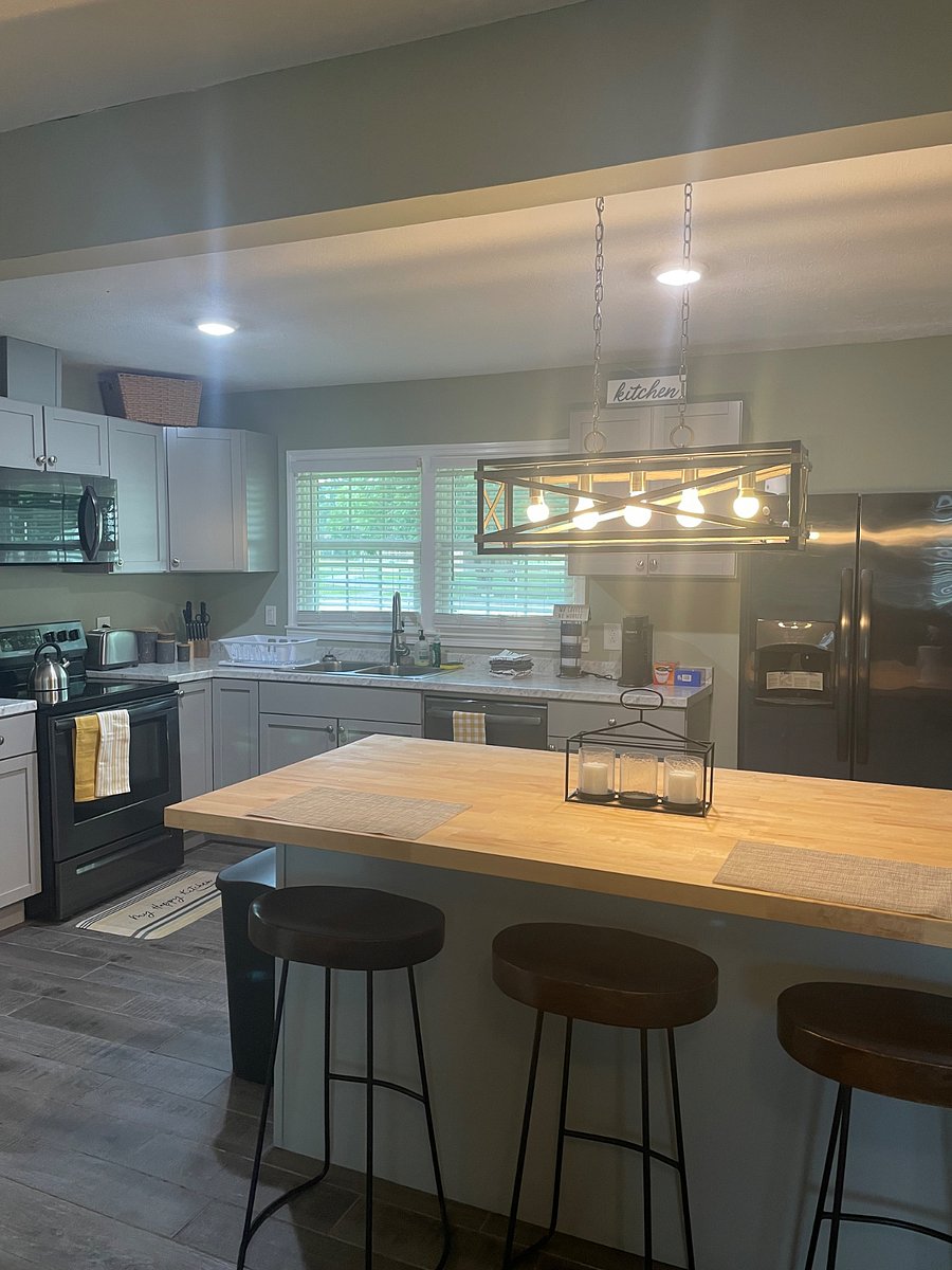 Furnished Finder property 445992_1 photo 9