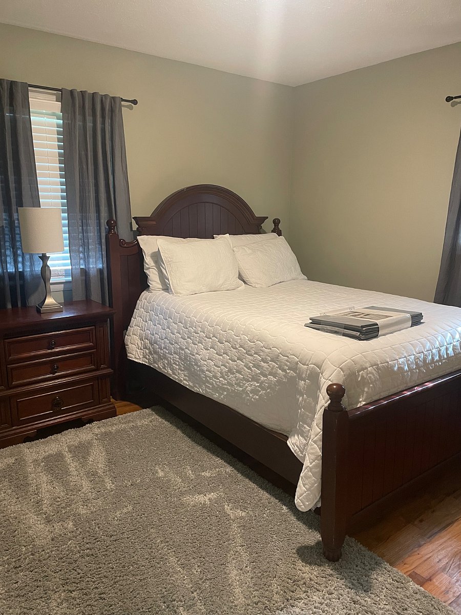 Furnished Finder property 445992_1 photo 12