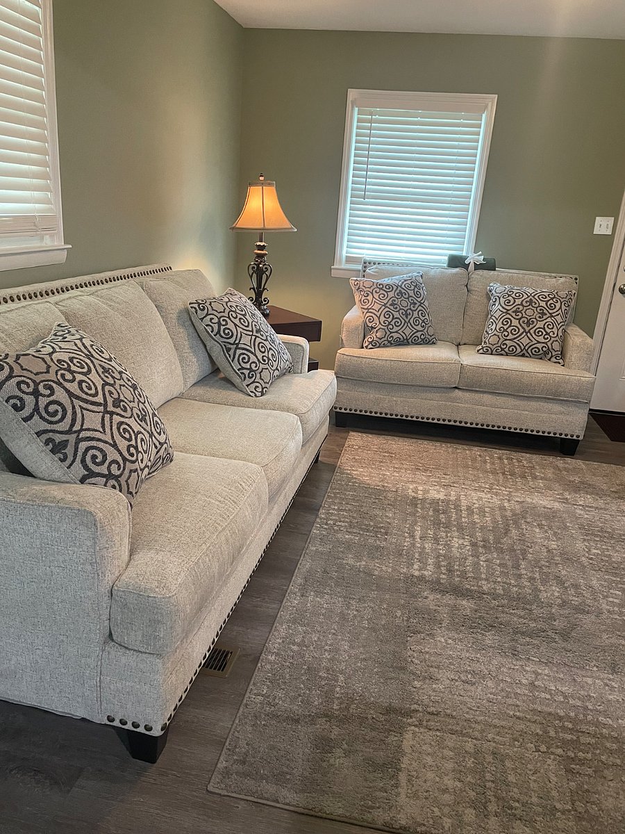 Furnished Finder property 445992_1 photo 13