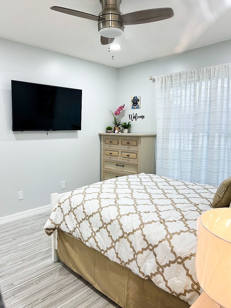 Doggie Room with smart TV view