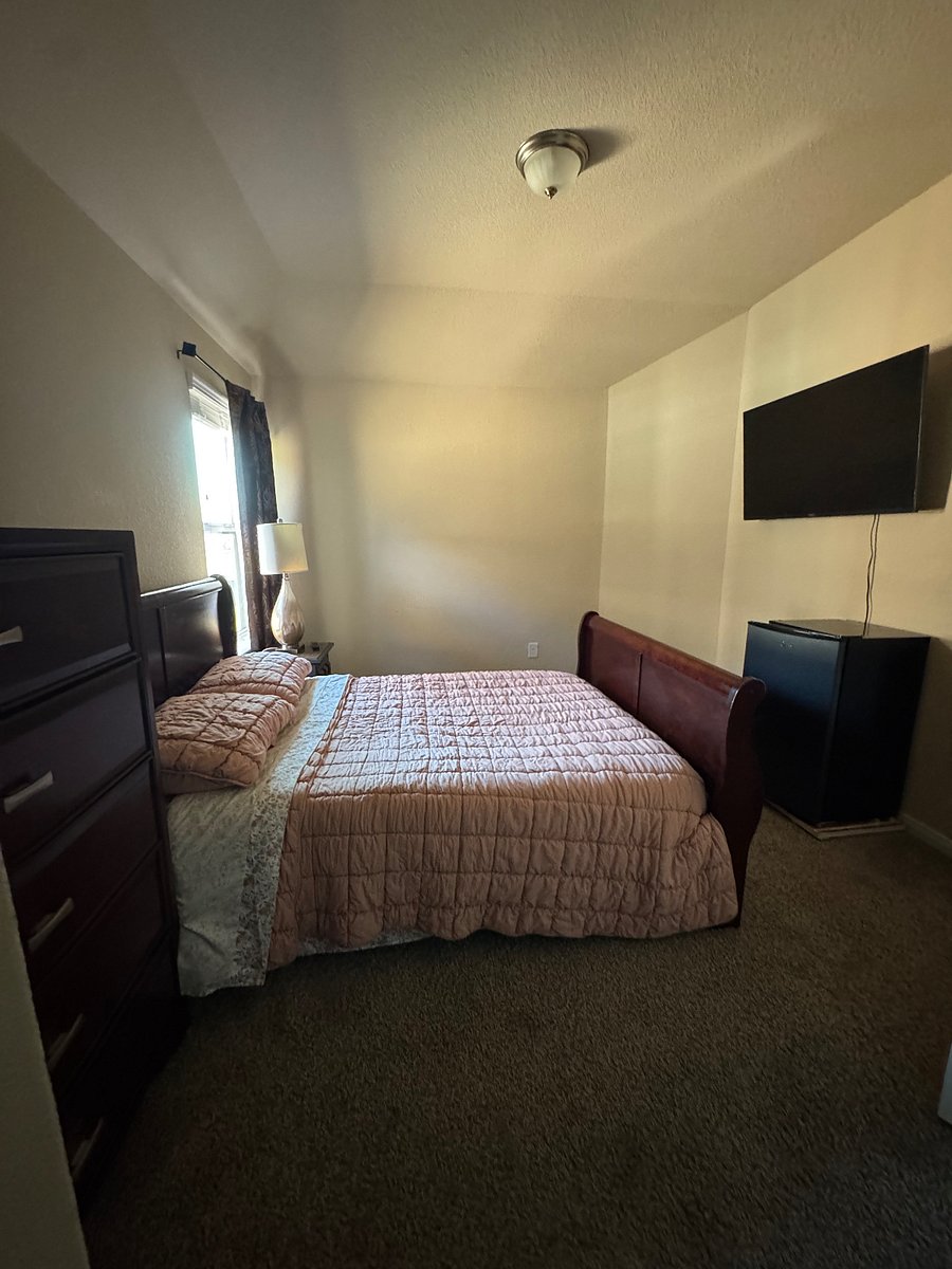 Furnished Finder property 446044_1 photo 12