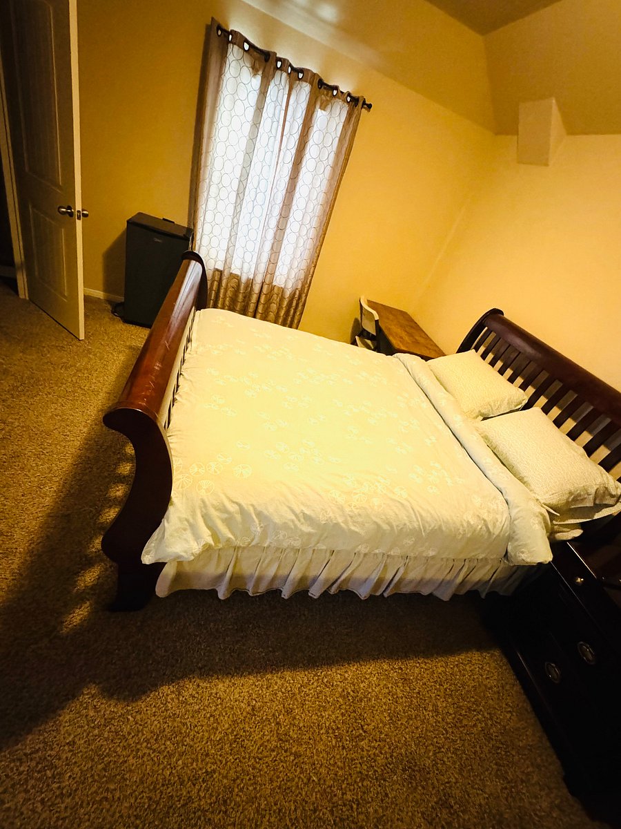 Furnished Finder property 446044_1 photo 17