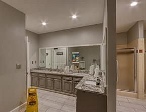 Furnished Finder property 446045_1 photo 73