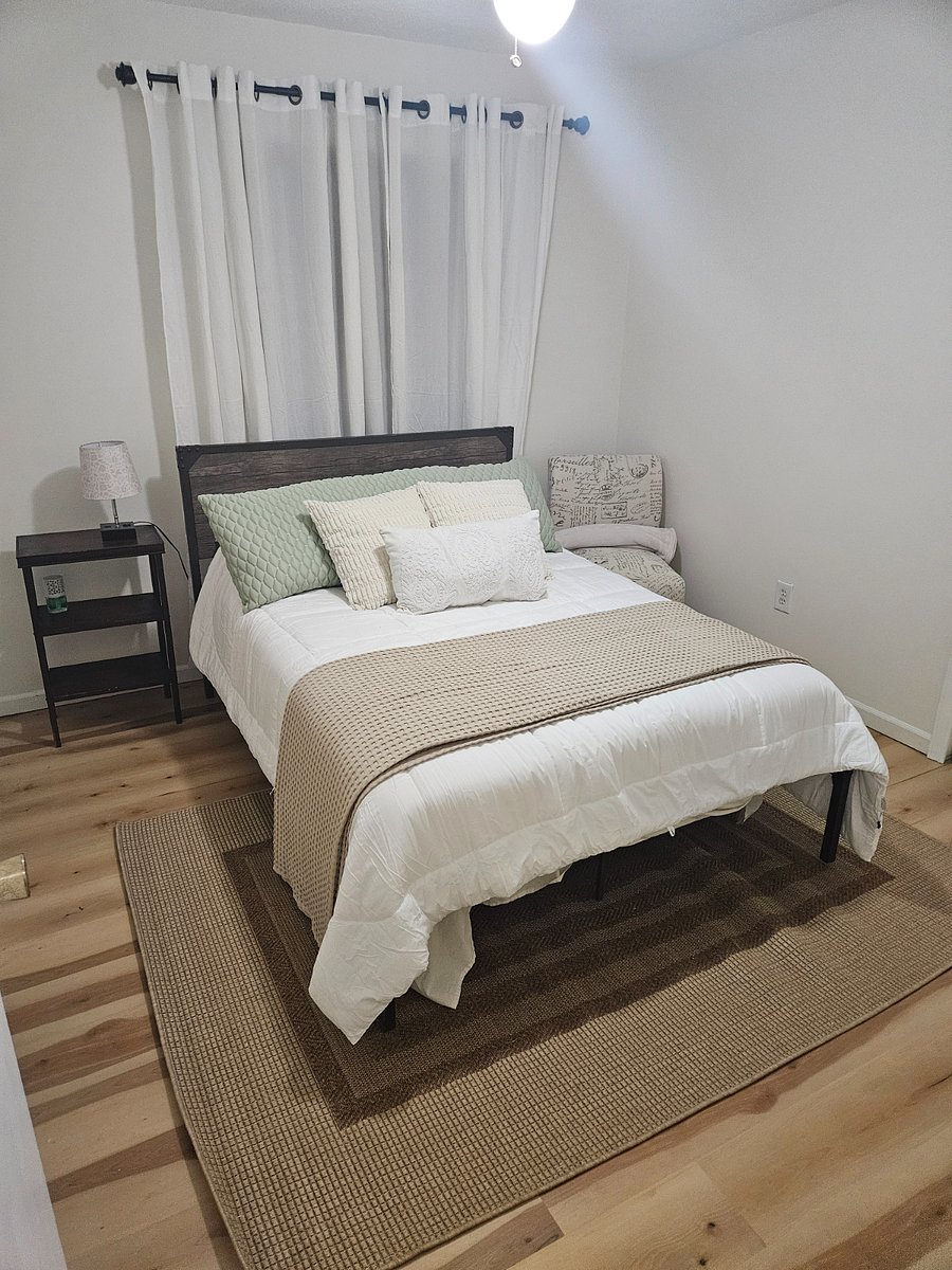 Furnished Finder property 446047_1 photo 4