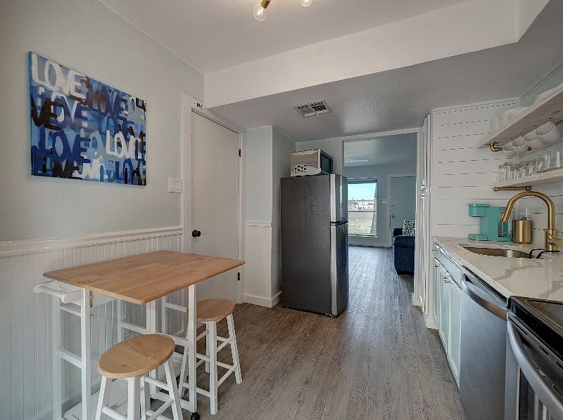 Furnished Finder property 446097_1 photo 7