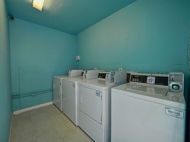 Furnished Finder property 446097_1 photo 25