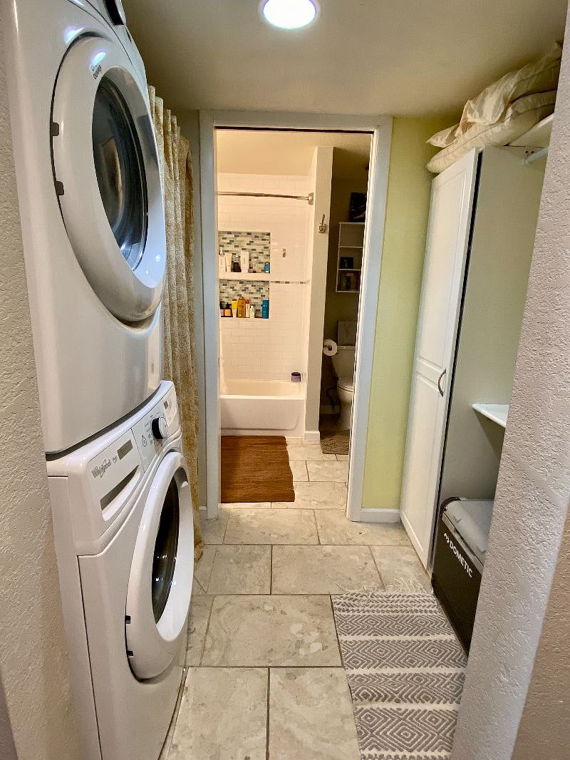 Furnished Finder property 446111_1 photo 16