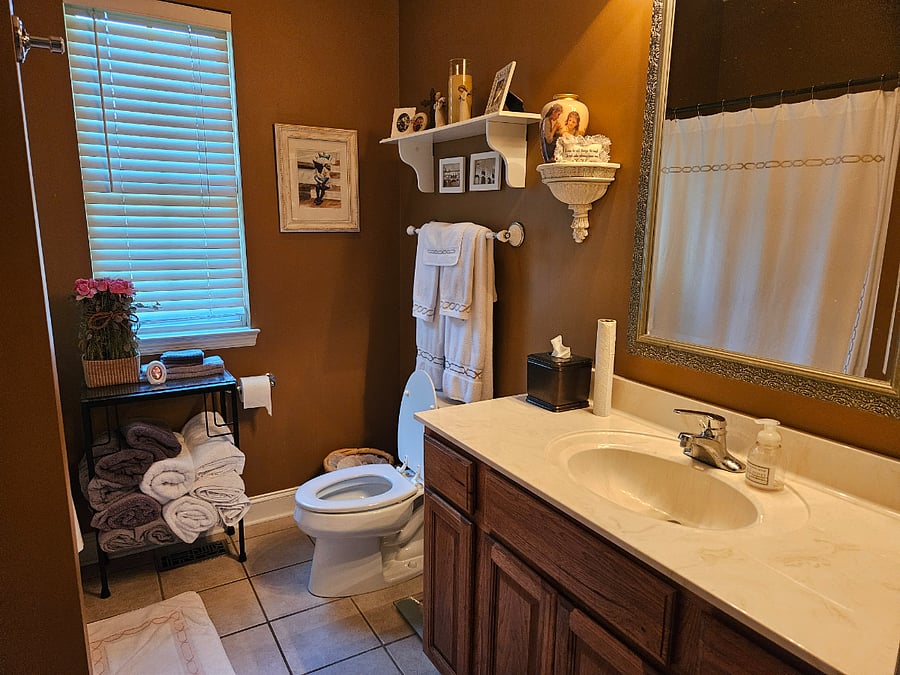 Furnished Finder property 446128_1 photo 5