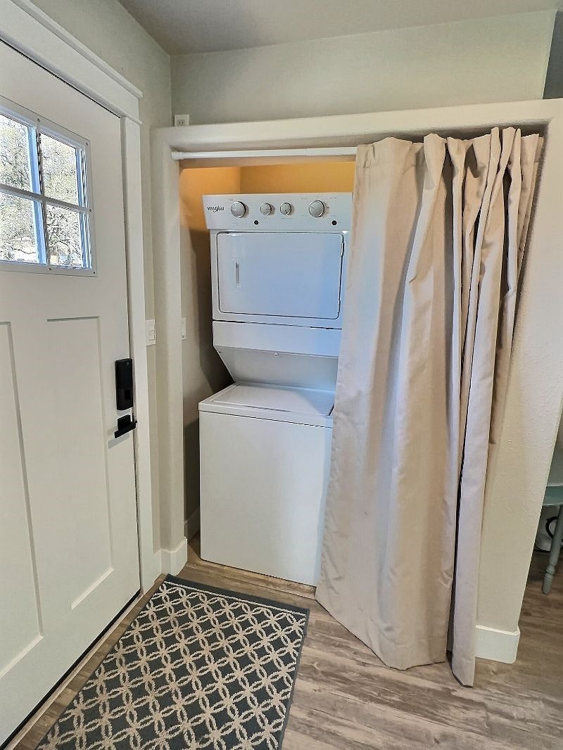 Furnished Finder property 446166_1 photo 11