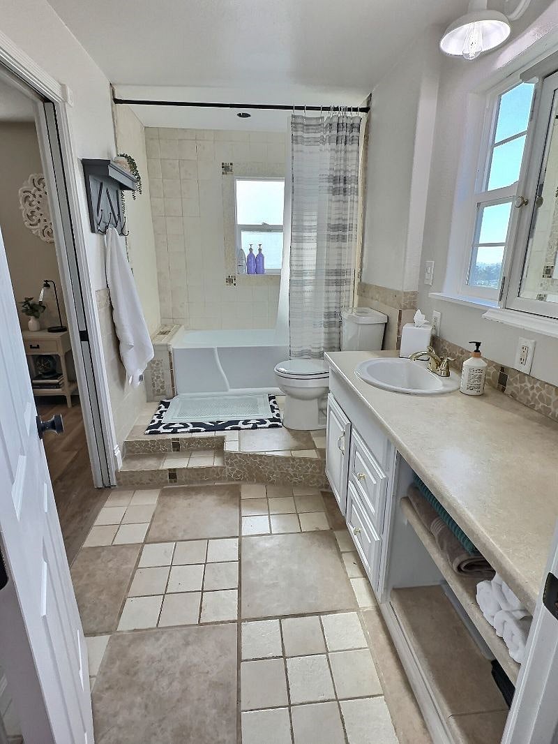 Furnished Finder property 446166_1 photo 10