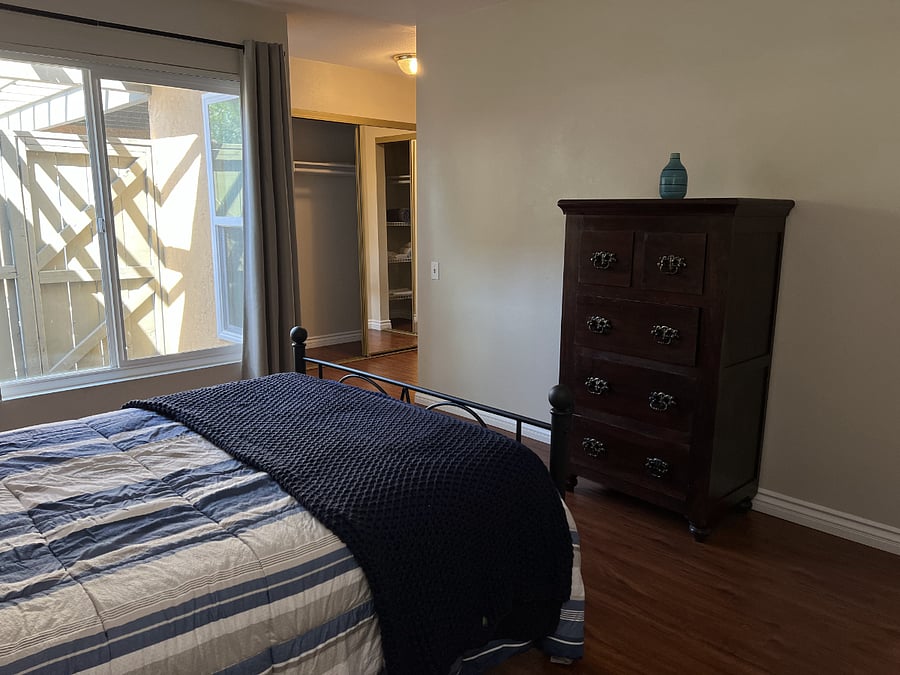 Furnished Finder property 446192_1 photo 4