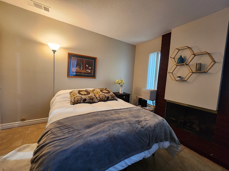 Furnished Finder property 446192_2 photo 10
