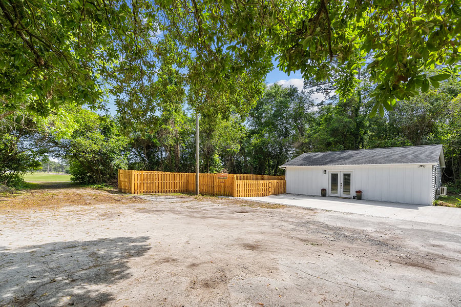 Furnished Finder property 446196_1 photo 19