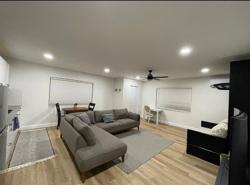 Furnished Finder property 446210_1 photo 4