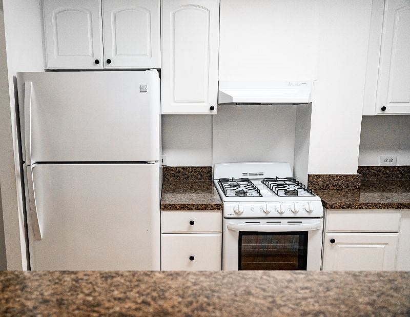 Furnished Finder property 446215_1 photo 7