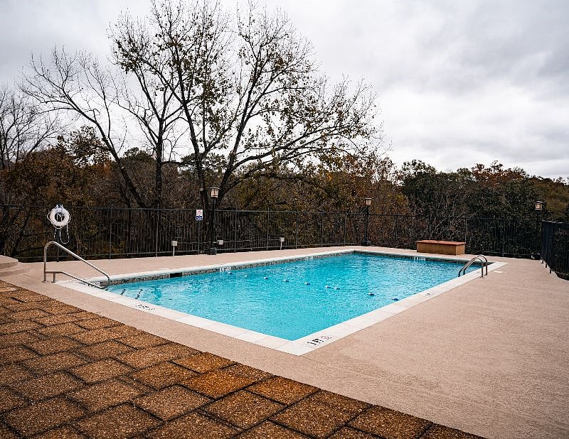 Furnished Finder property 446215_1 photo 24