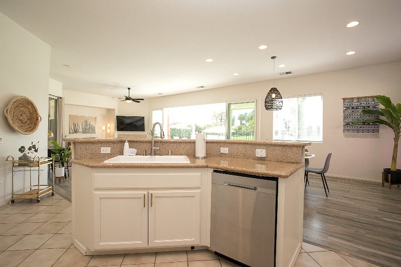 Furnished Finder property 446267_1 photo 4