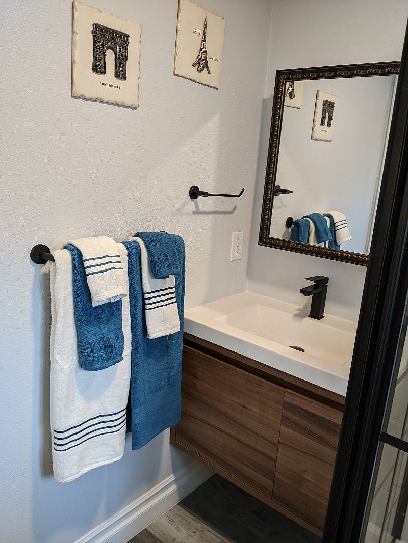 Paris Theme Bathroom