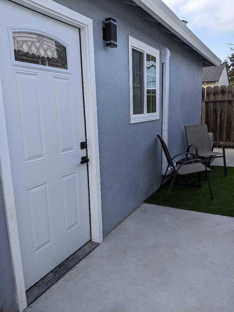 Exterior - Front Entrance