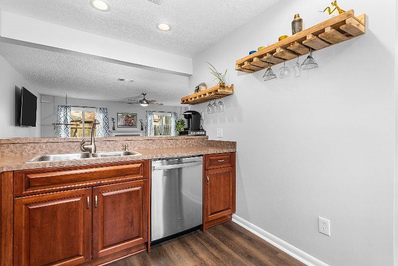 Furnished Finder property 446318_1 photo 7