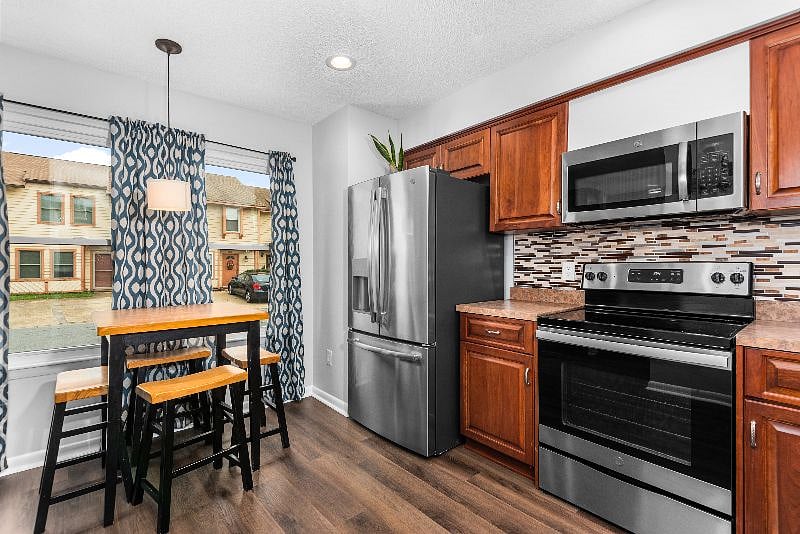 Furnished Finder property 446318_1 photo 8