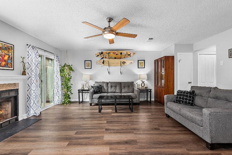 Furnished Finder property 446318_1 photo 3