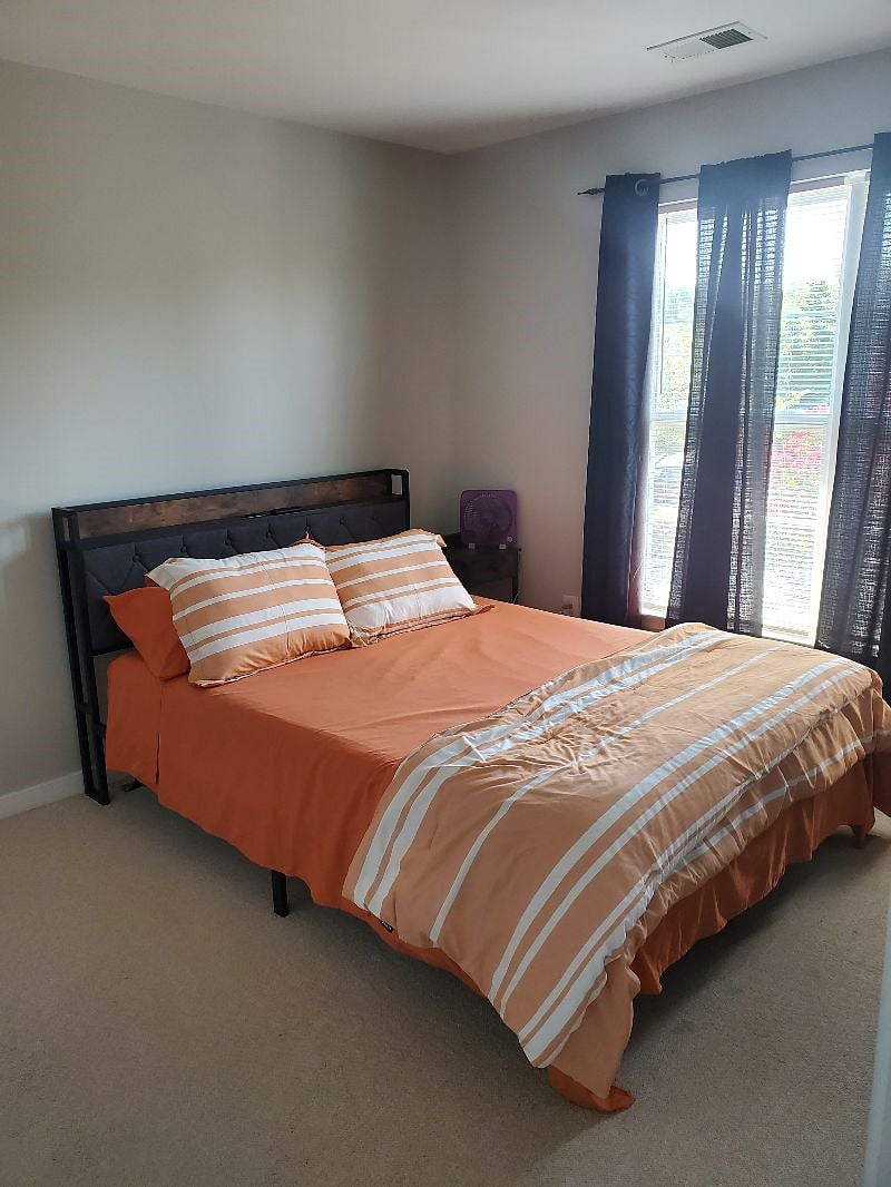 Furnished Finder property 446330_1 photo 1