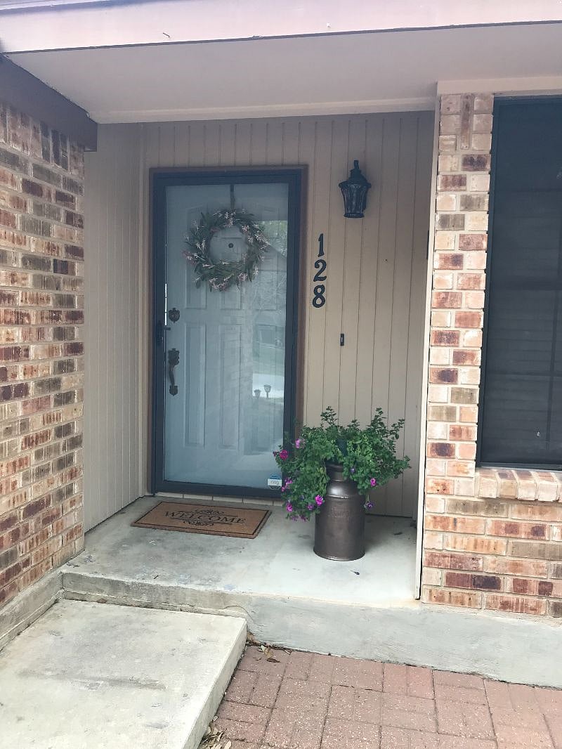 Furnished Finder property 446342_1 photo 5