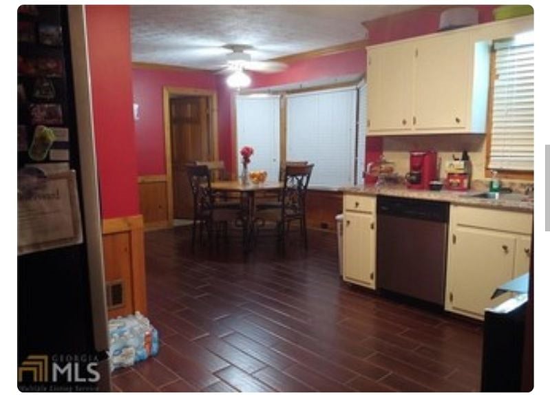 Furnished Finder property 446387_1 photo 4