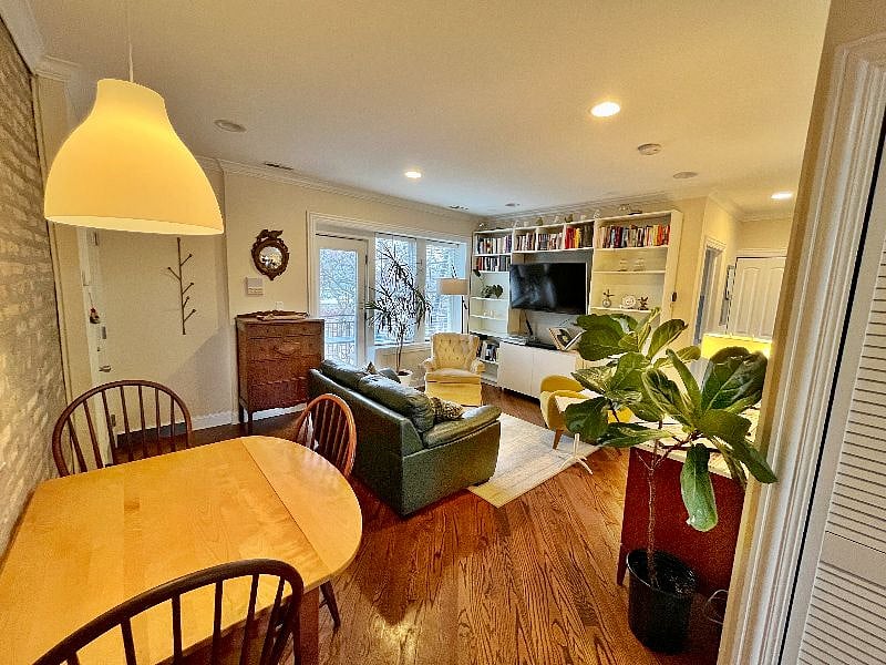 Furnished Finder property 446393_1 photo 3