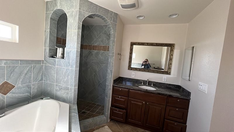 Furnished Finder property 446411_1 photo 7