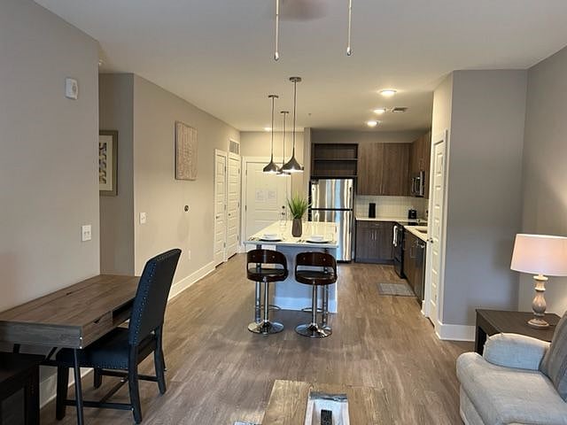 Furnished Finder property 446422_1 photo 3