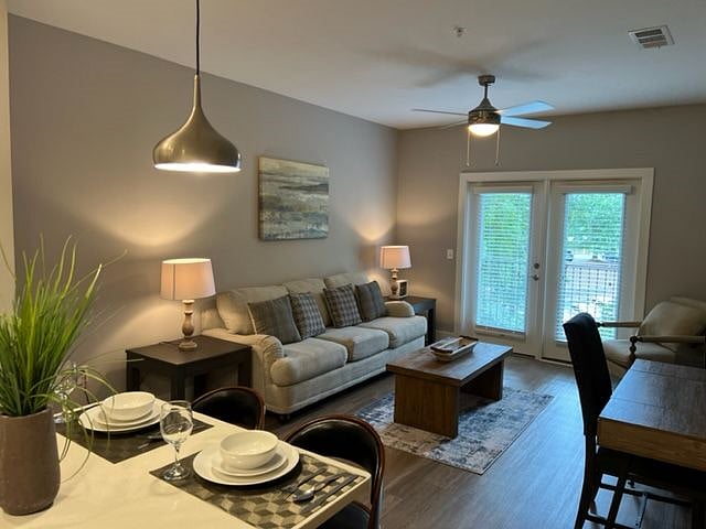 Furnished Finder property 446422_1 photo 4