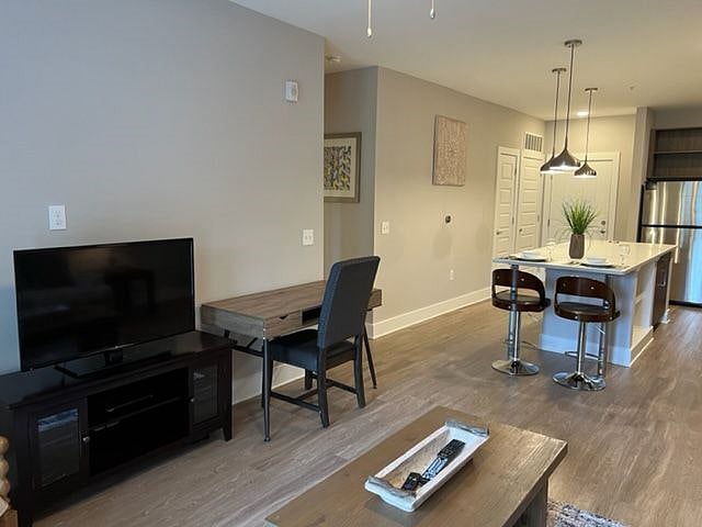 Furnished Finder property 446422_1 photo 5