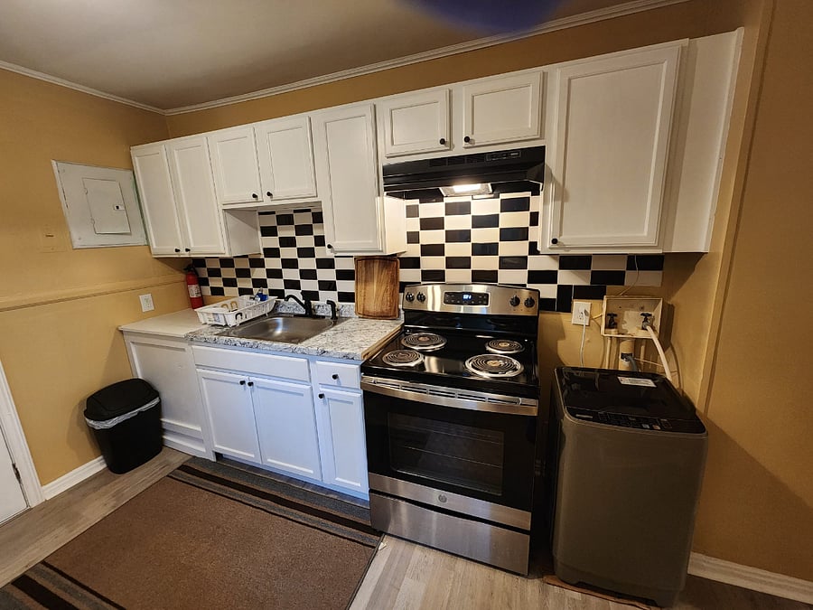 Furnished Finder property 446473_1 photo 4
