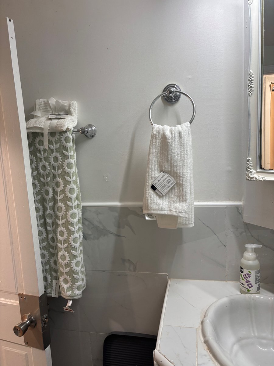 Furnished Finder property 446498_2 photo 7