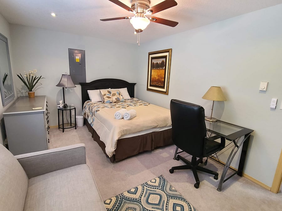 Furnished Finder property 446502_1 photo 22