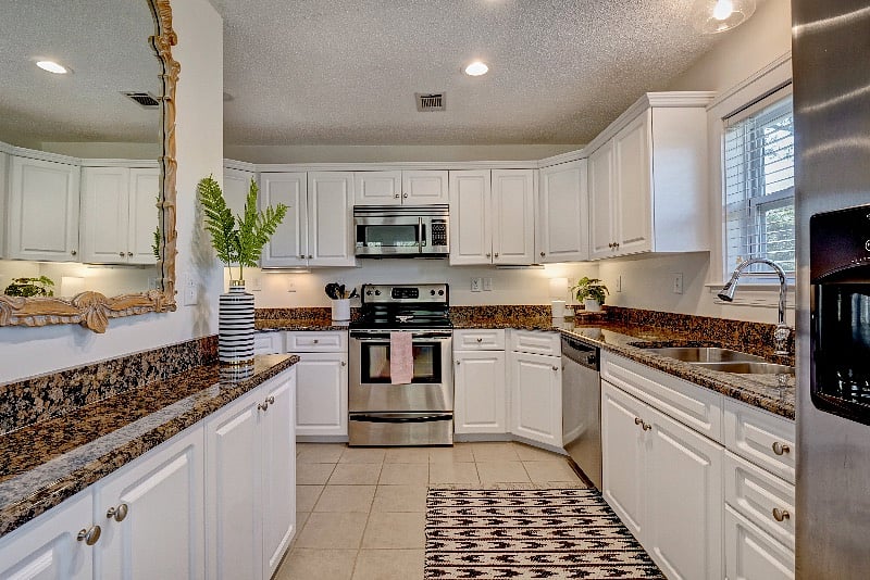 Furnished Finder property 446504_1 photo 18