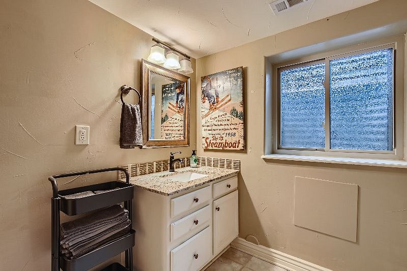Furnished Finder property 446529_1 photo 15