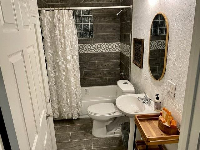 Furnished Finder property 446533_1 photo 6