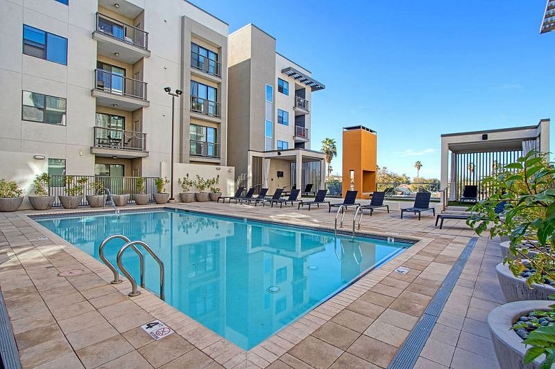 Furnished Finder property 446574_1 photo 30